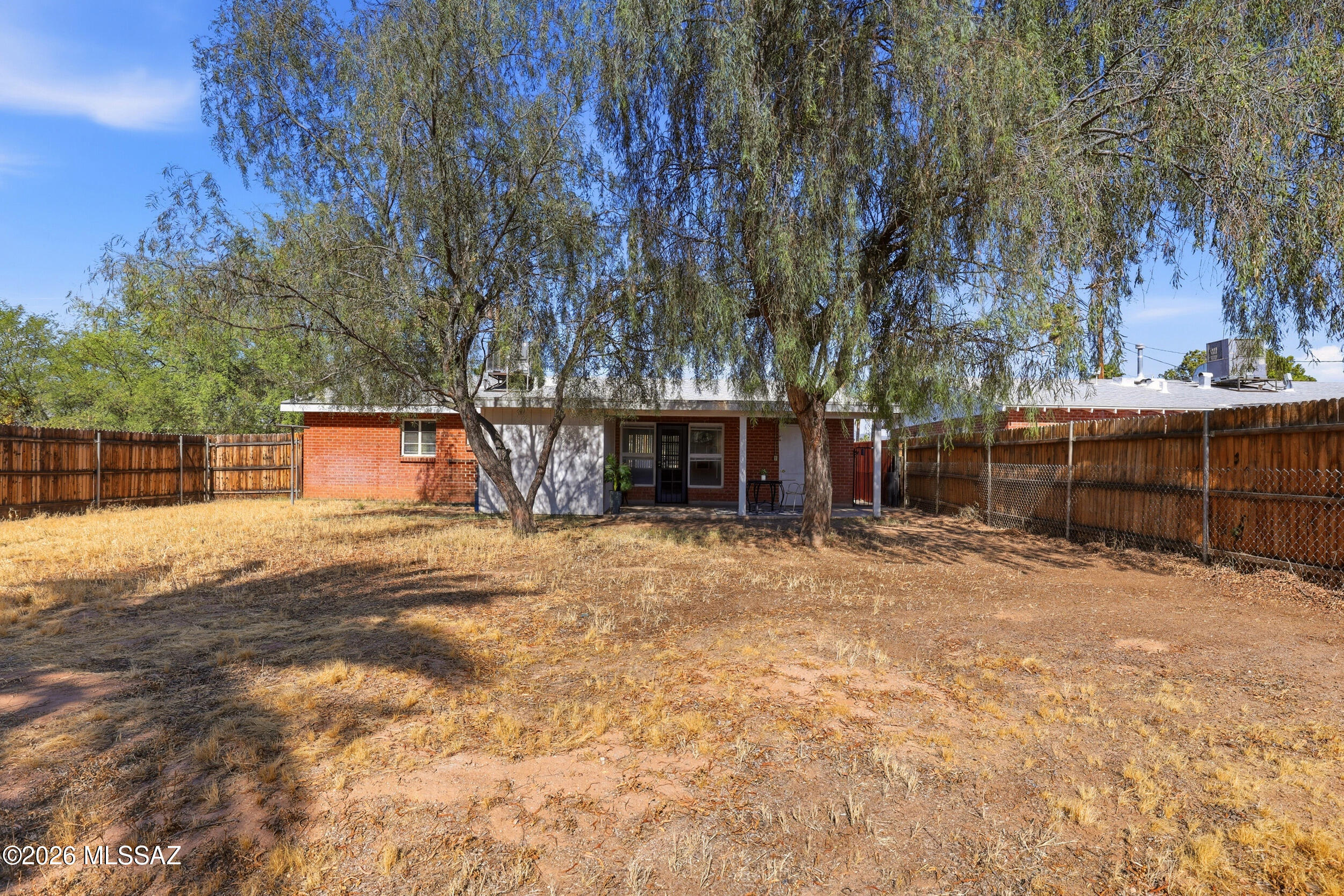 1413 North Craycroft Road Tucson, AZ 85712 - Photo 11 of 24