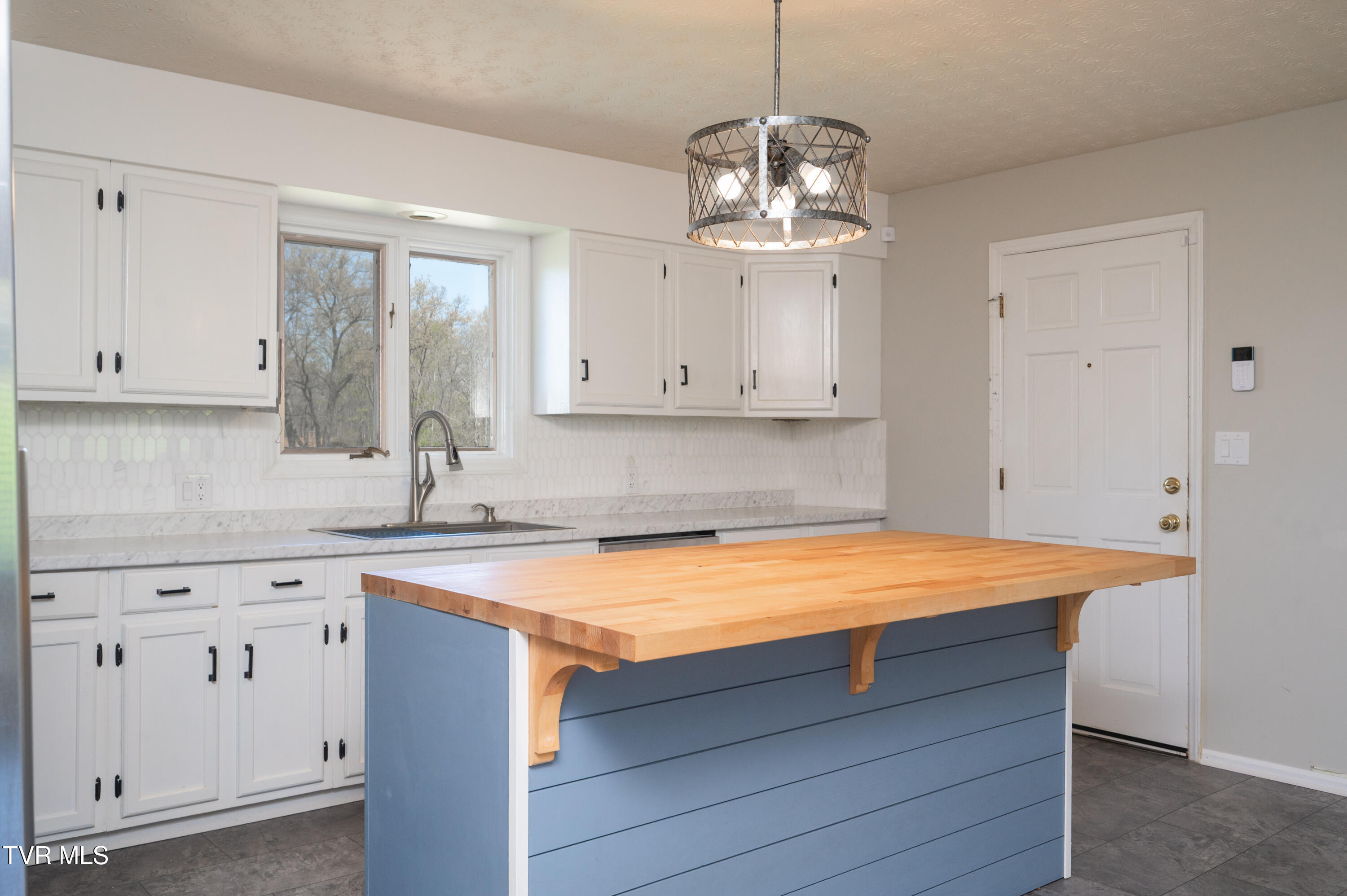 4312 Orebank Road Kingsport, TN 37664 - Photo 21 of 57 Orebank-30