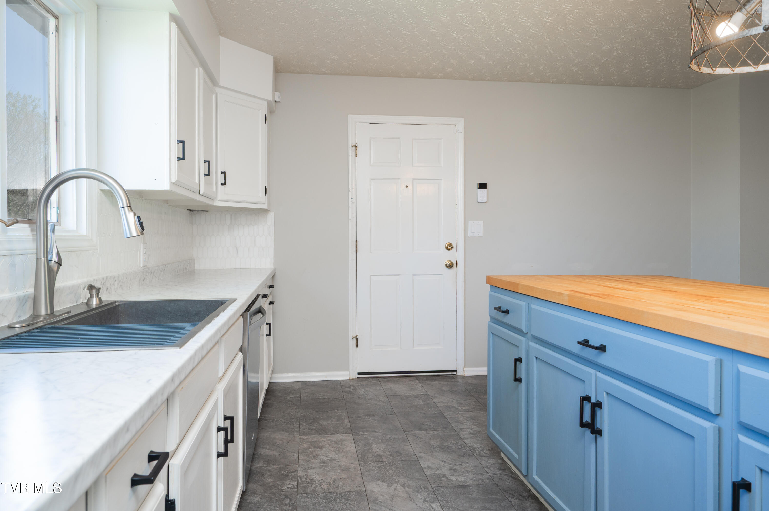 4312 Orebank Road Kingsport, TN 37664 - Photo 23 of 57 Orebank-32