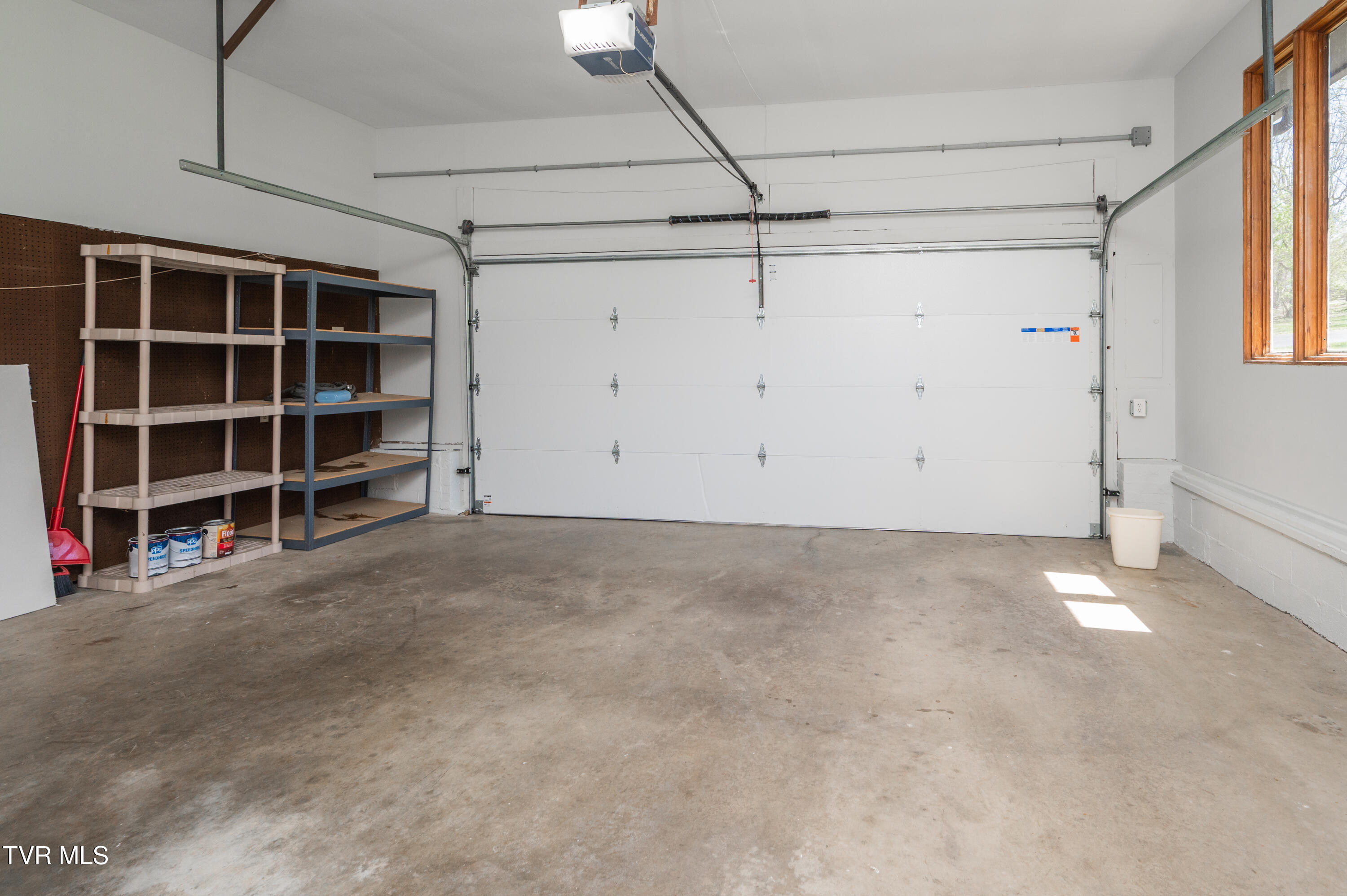 4312 Orebank Road Kingsport, TN 37664 - Photo 48 of 57 Orebank-59