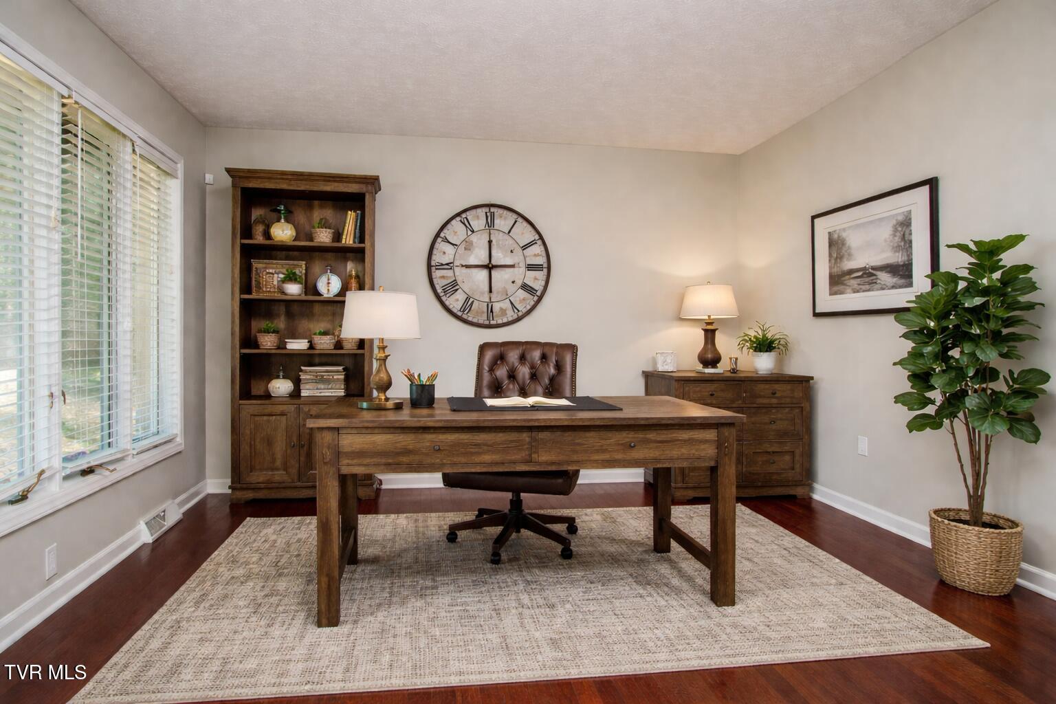4312 Orebank Road Kingsport, TN 37664 - Photo 5 of 57 Traditional home office with rustic char