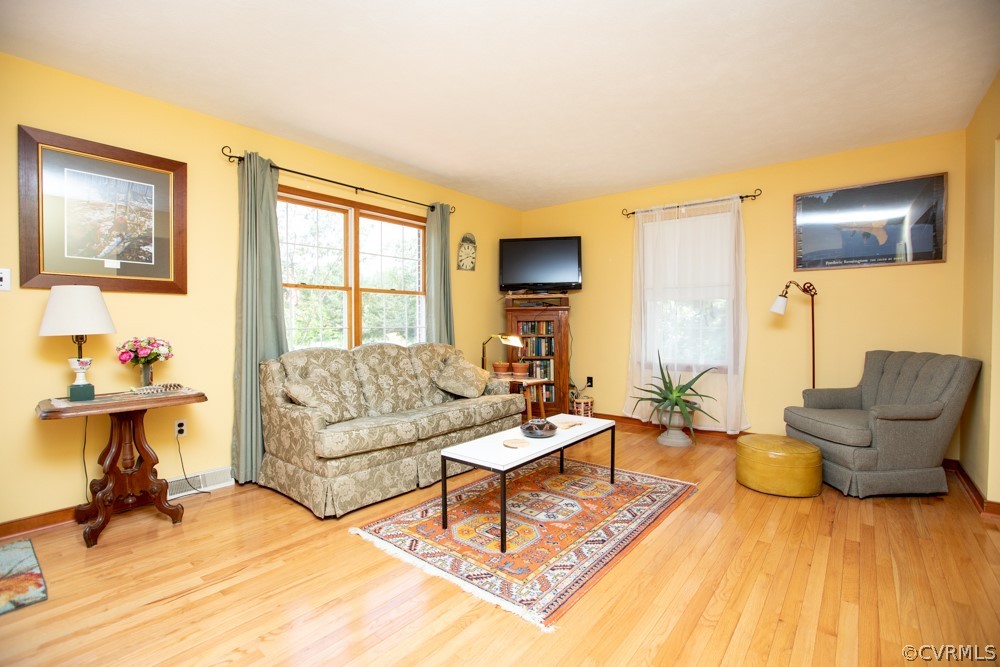 2763 Lockett Road Rice, VA 23966 - Photo 10 of 49 a living room with furniture rug and window