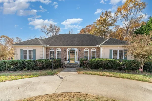 $480,000 | 4476 Lochurst Drive, Pfafftown, NC 27040