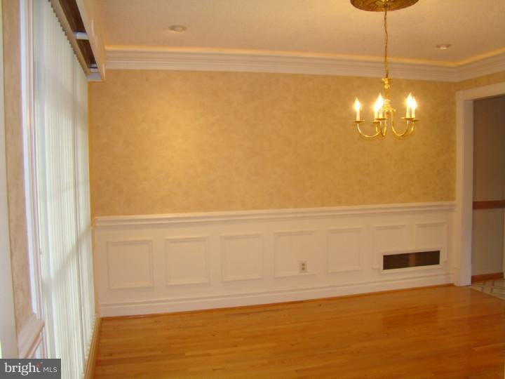 2248 Rittenhouse Square Bensalem, PA 19020 - Photo 5 of 17 Dining Room