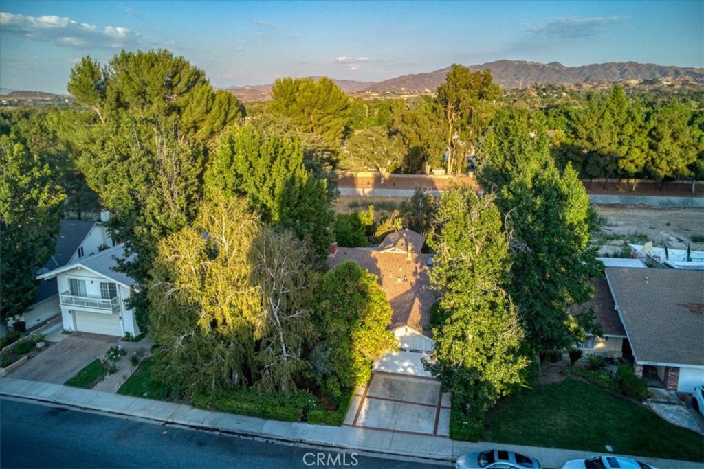 25326 Avenida Cappela Valencia, CA 91355 - Photo 33 of 48 view of a city