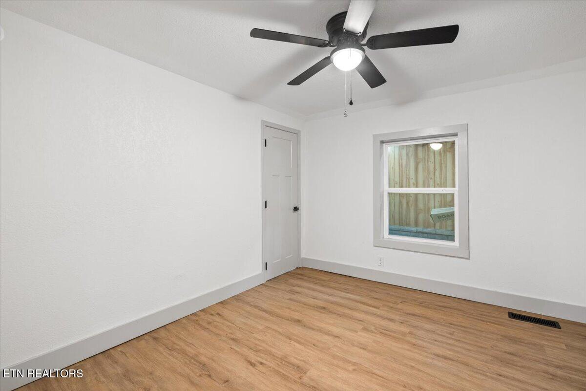 313 East Prospect Street La Follette, TN 37766 - Photo 19 of 41 23-313 E Prospect St
