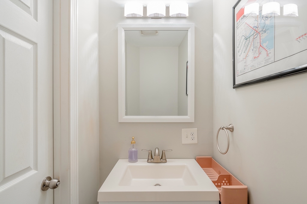 124 Pearson Road, Unit 1 Somerville, MA 02144 - Photo 10 of 13