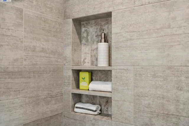 $995,000 | 1906 Lafayette Street, Alameda, CA 94501