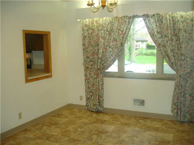 3465 Maize Road Columbus, OH 43224 - Photo 9 of 16 Gallery Image 9