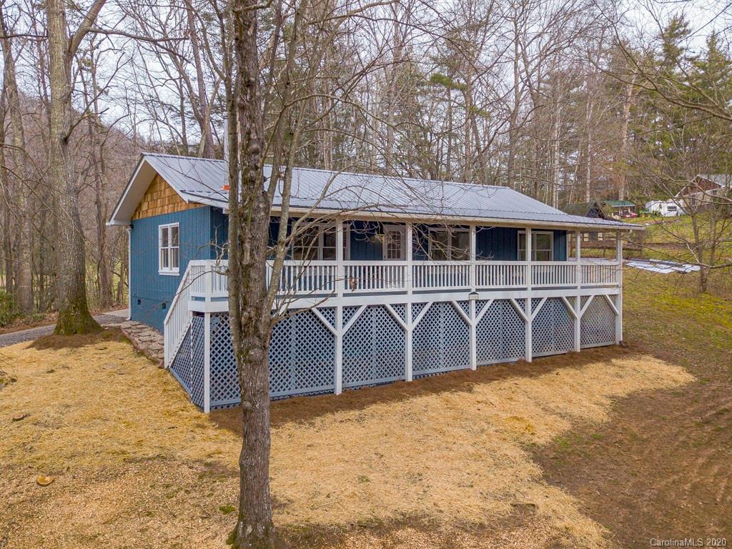 160 Thistle Ridge Clyde, NC 28721 - Photo 1 of 22