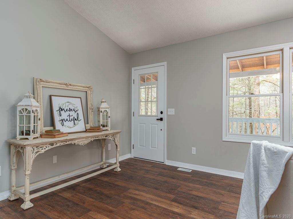 160 Thistle Ridge Clyde, NC 28721 - Photo 4 of 22