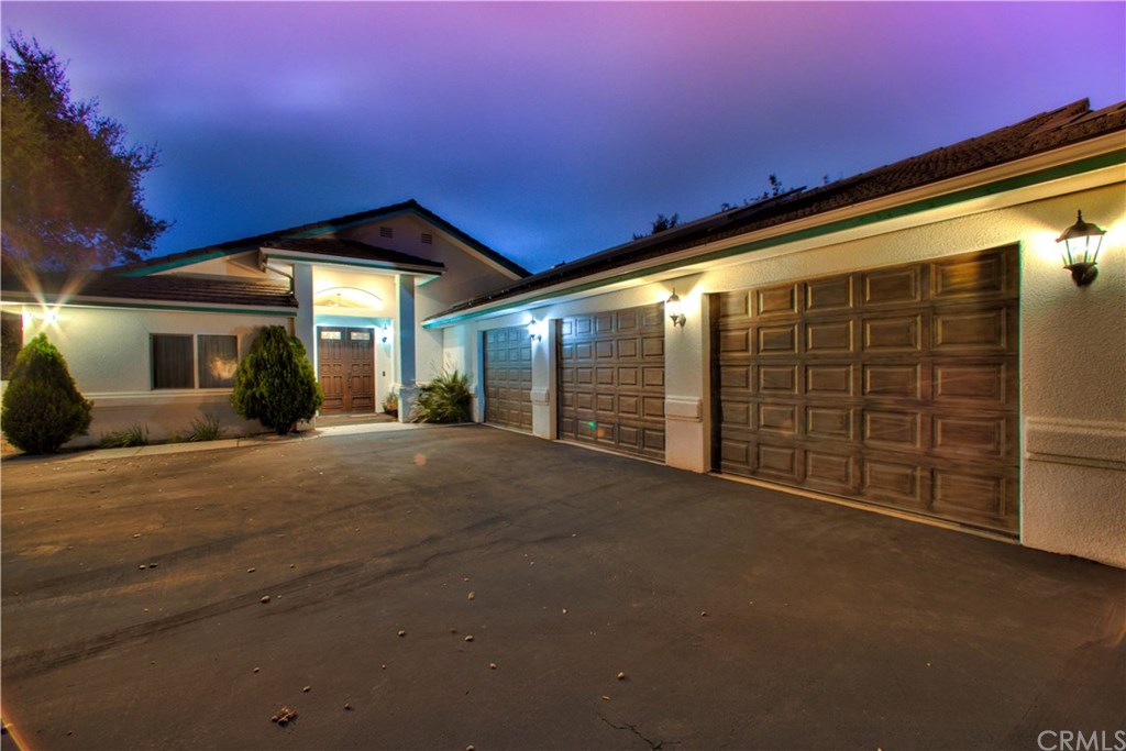 9760 Corona Road Atascadero, CA 93422 - Photo 1 of 1