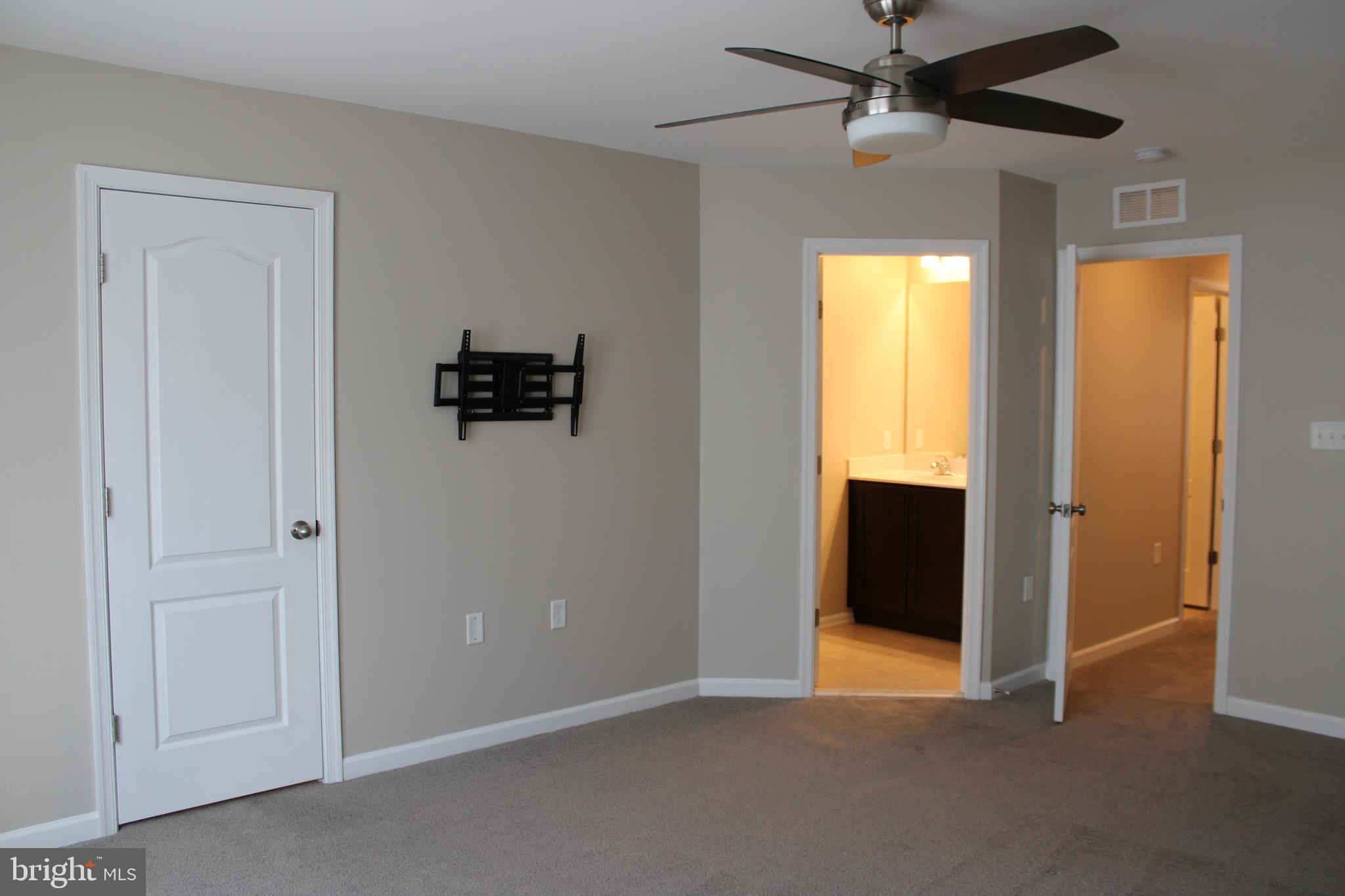 8 Cecily Way Ranson, WV 25438 - Photo 15 of 25