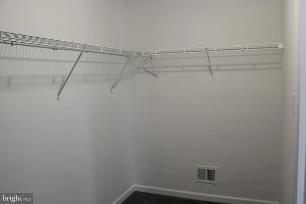 $2,000 | 8 Cecily Way, Ranson, WV 25438