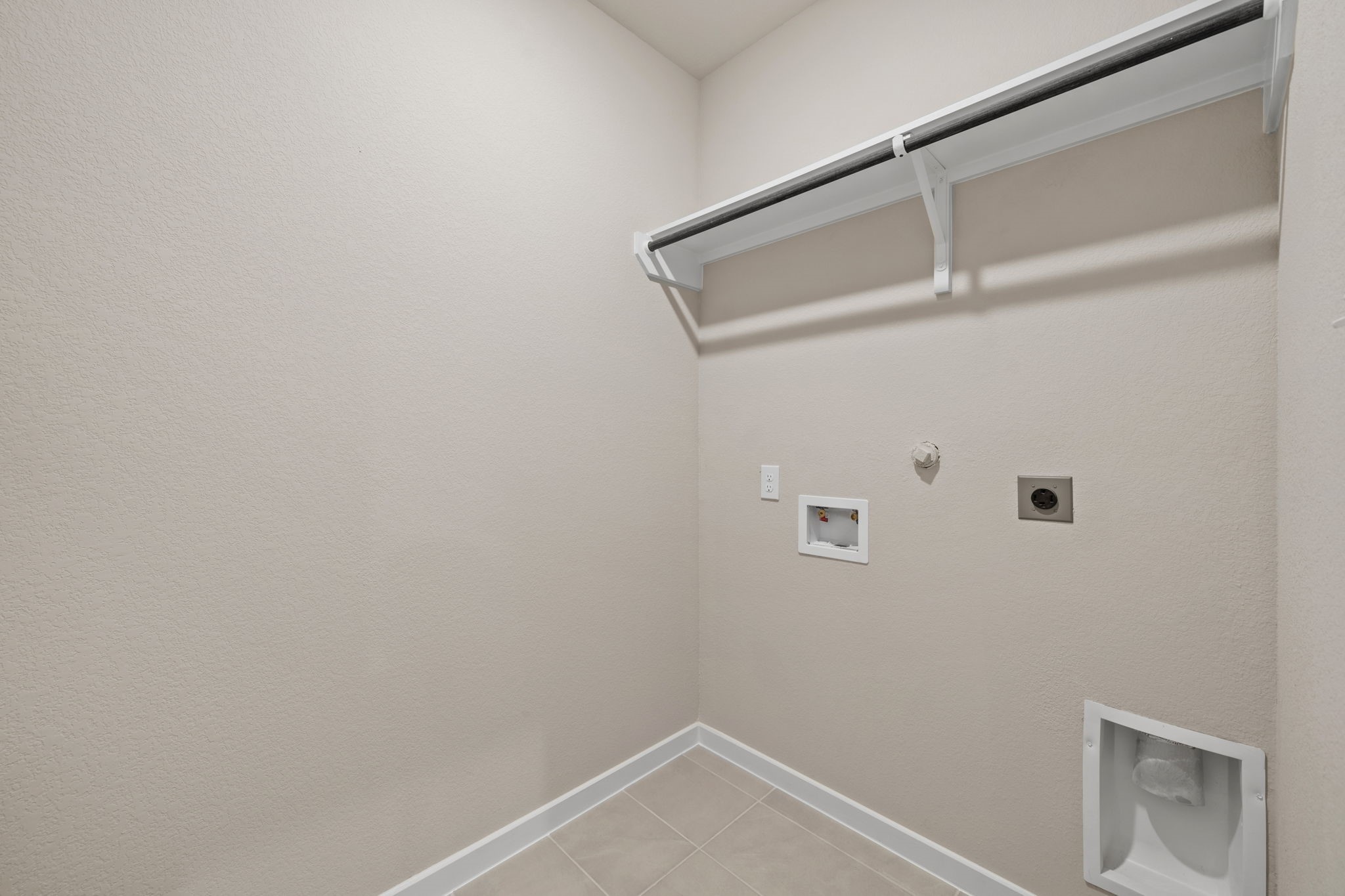 1915 Stargazer Lane Angleton, TX 77515 - Photo 25 of 37