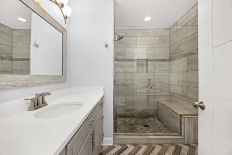$600,000 | 100 North Eastwood Avenue, Mount Prospect, IL 60056