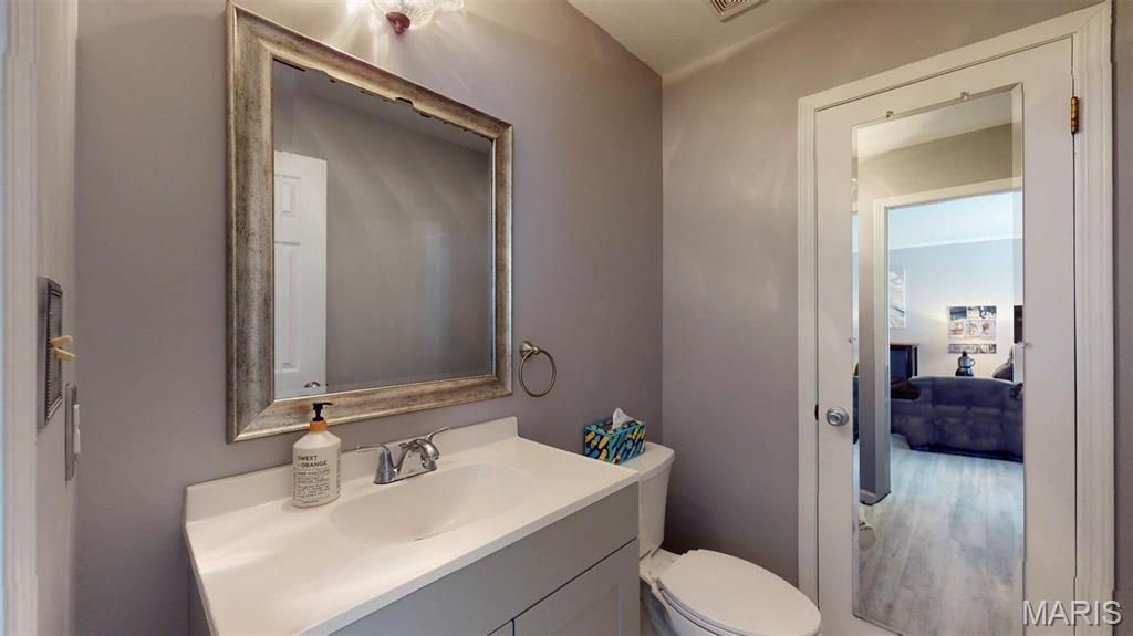 156 Cascade Terrace Drive Ballwin, MO 63021 - Photo 15 of 35