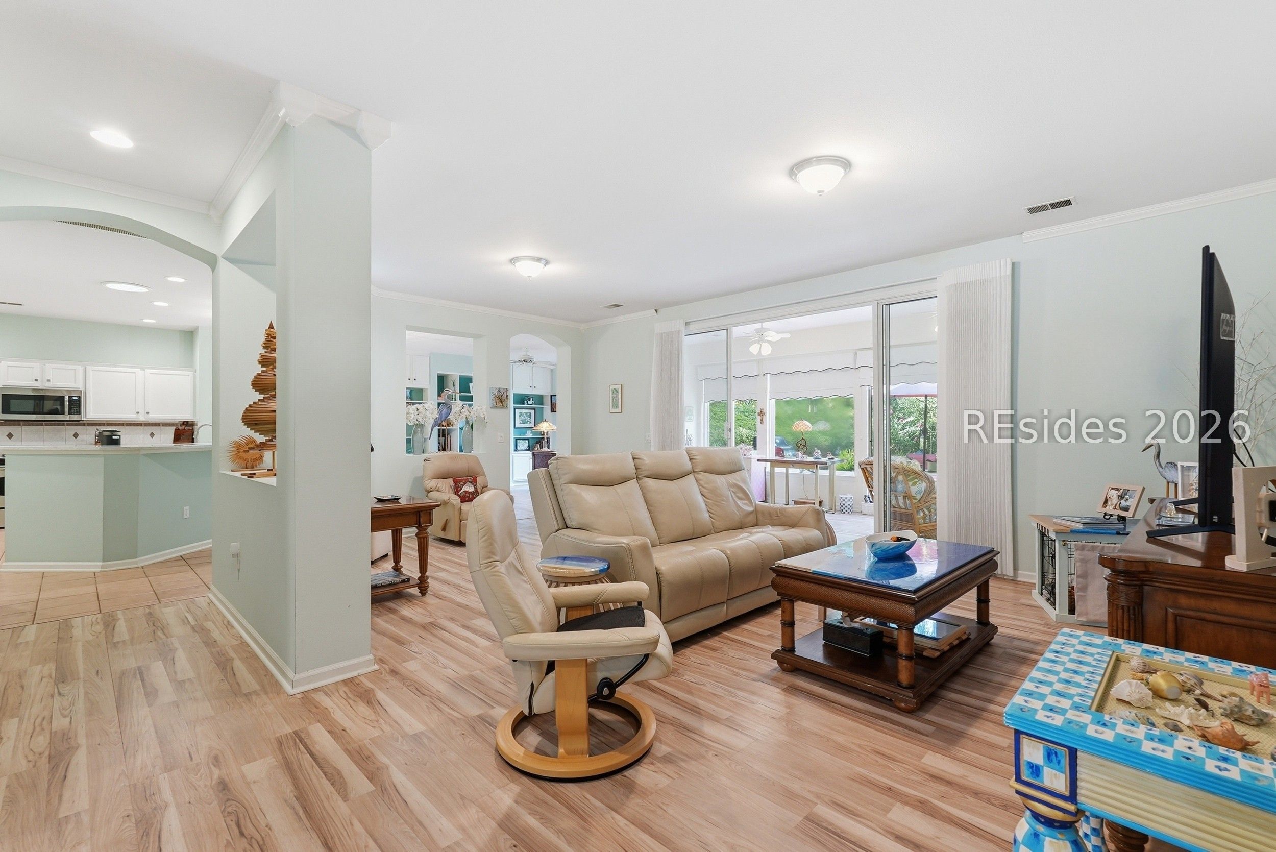 22 St Andrews Lane Bluffton, SC 29909 - Photo 2 of 28 Living Room