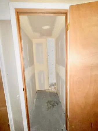 $345,000 | 4444 North Beacon Street, Unit 1, Chicago, IL 60640