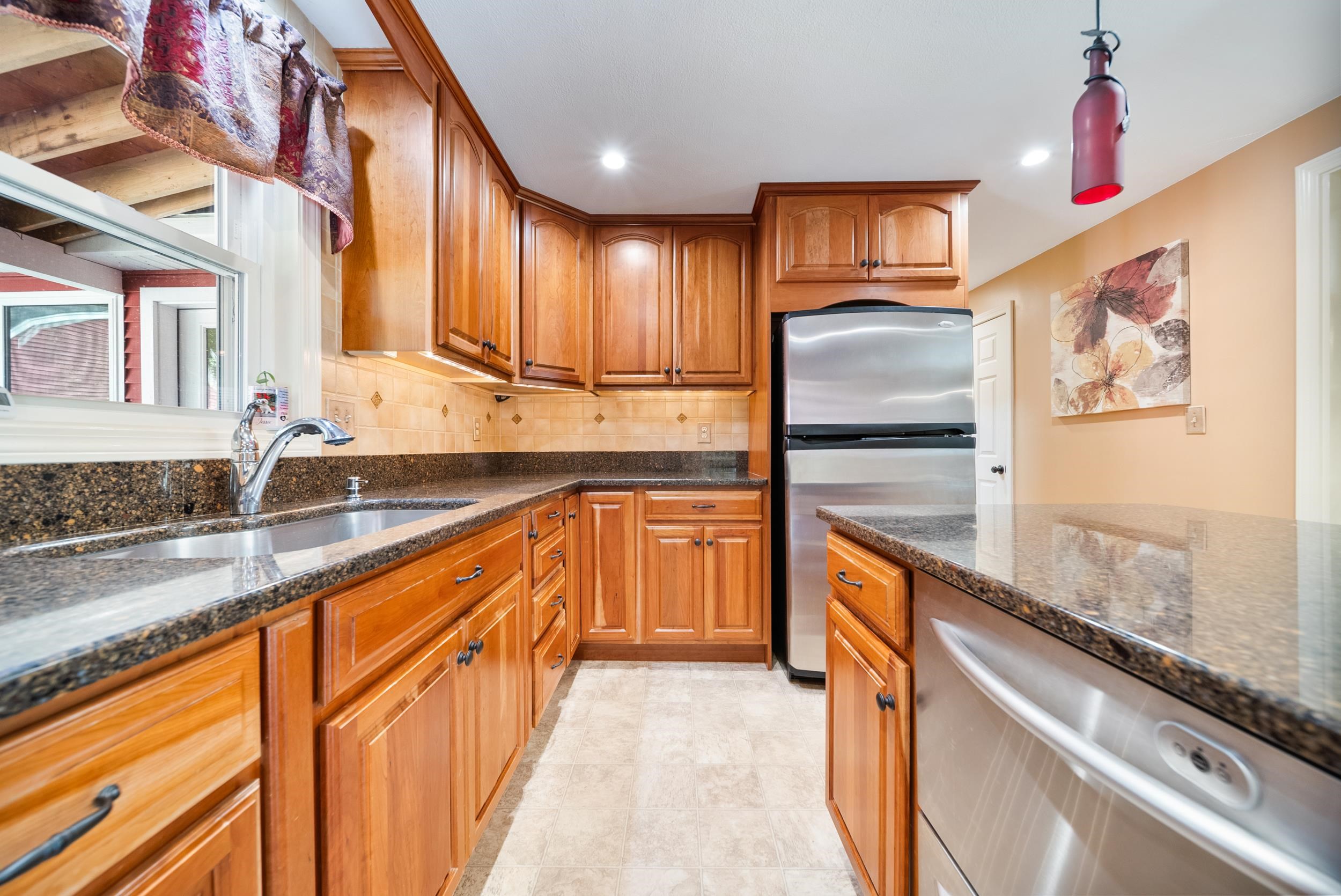 42 Cota Road Merrimack, NH 03054 - Photo 15 of 59