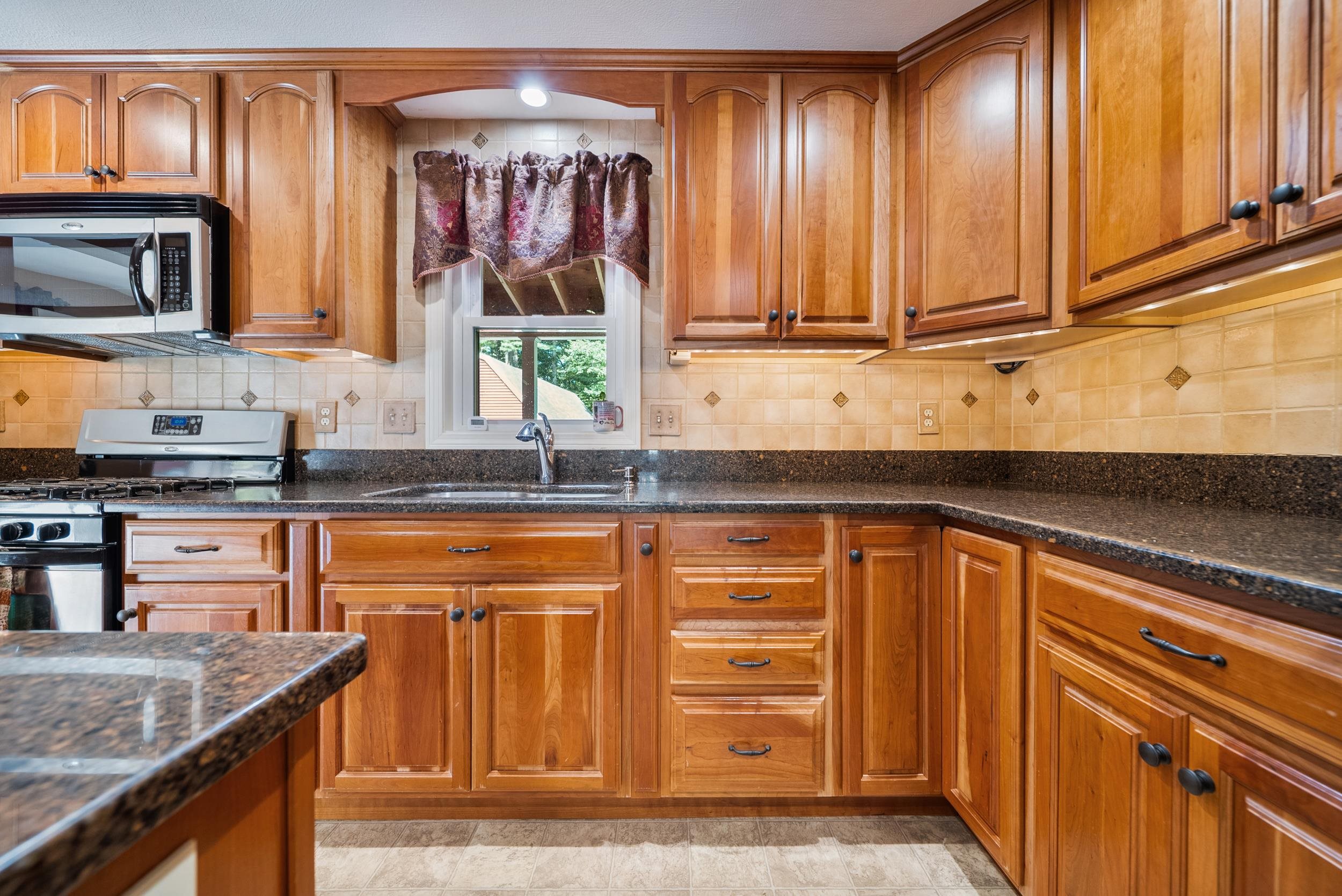 42 Cota Road Merrimack, NH 03054 - Photo 17 of 59