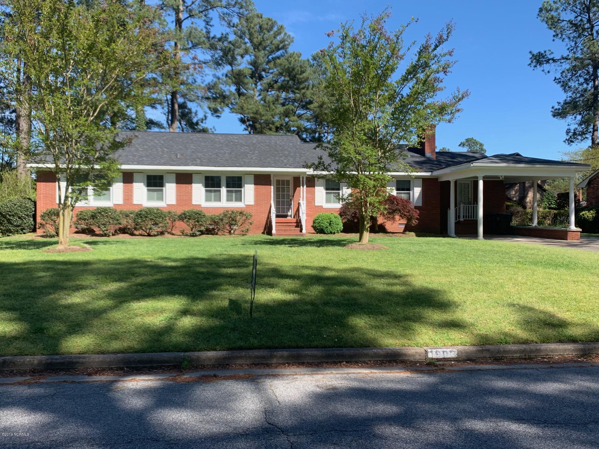 1903 Greenbriar Road Kinston, NC 28501 - Photo 1 of 16 IMG_2418