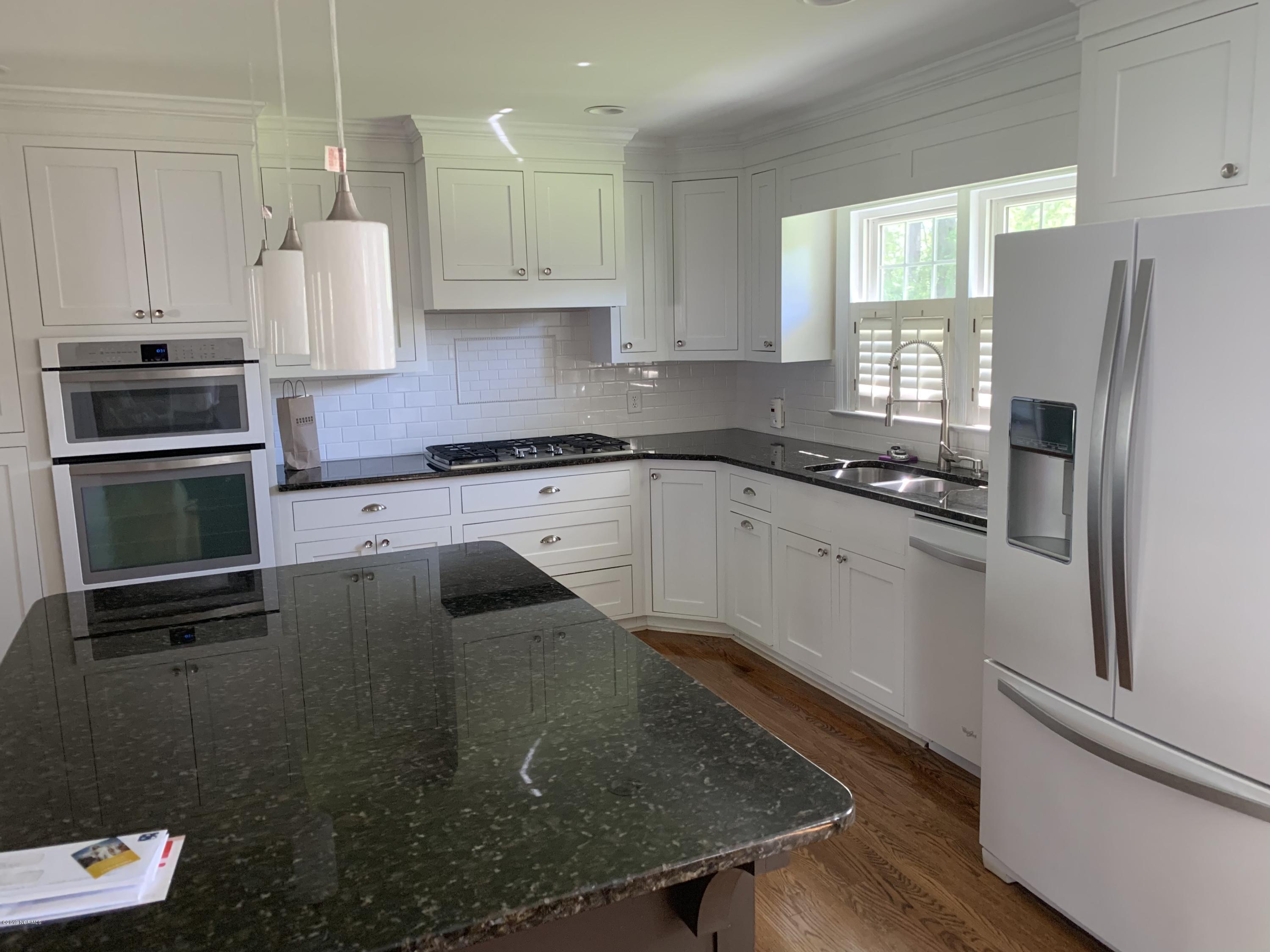 1903 Greenbriar Road Kinston, NC 28501 - Photo 3 of 16 02ADE74A-AD07-47A8-9B46-8A097532E925
