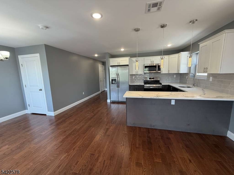 225 South 9th Street, Unit 2 Newark, NJ 07103 - Photo 2 of 14