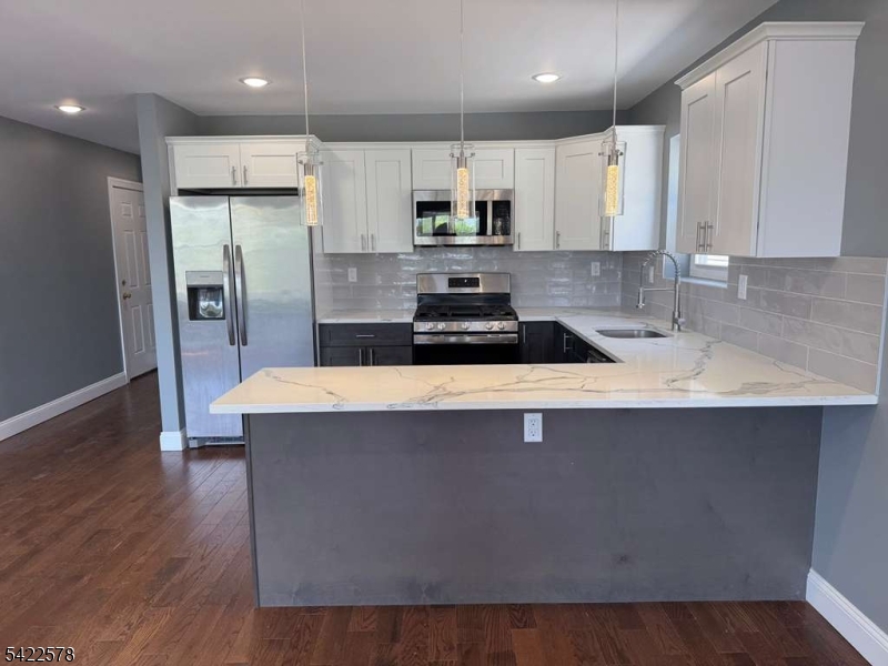 225 South 9th Street, Unit 2 Newark, NJ 07103 - Photo 3 of 14