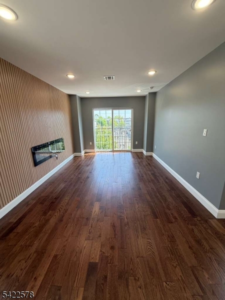 225 South 9th Street, Unit 2 Newark, NJ 07103 - Photo 6 of 14