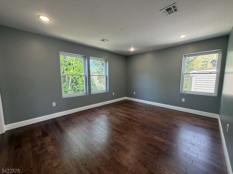 225 South 9th Street, Unit 2 Newark, NJ 07103 - Photo 8 of 14
