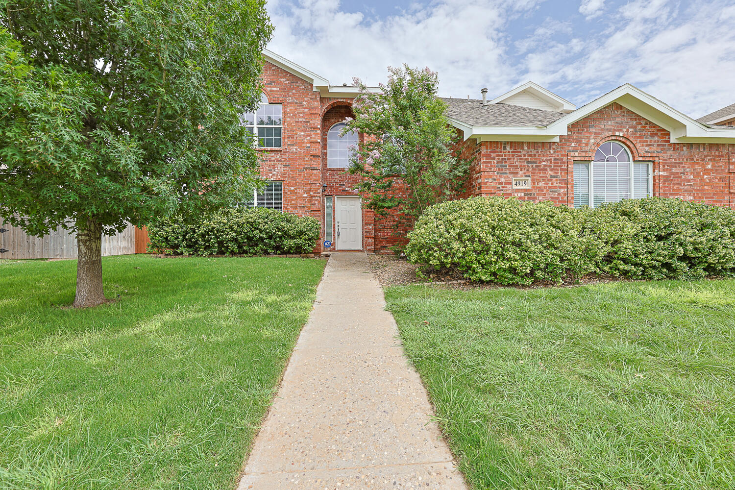4919 Hanover Street Lubbock, TX 79416 - Photo 1 of 76 -