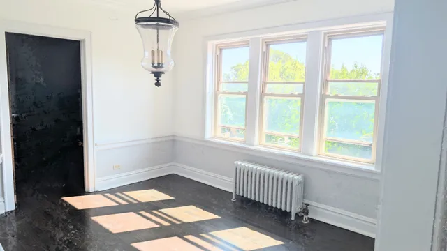 $200,000 | 816 South Maple Avenue, Unit 3S, Oak Park, IL 60304