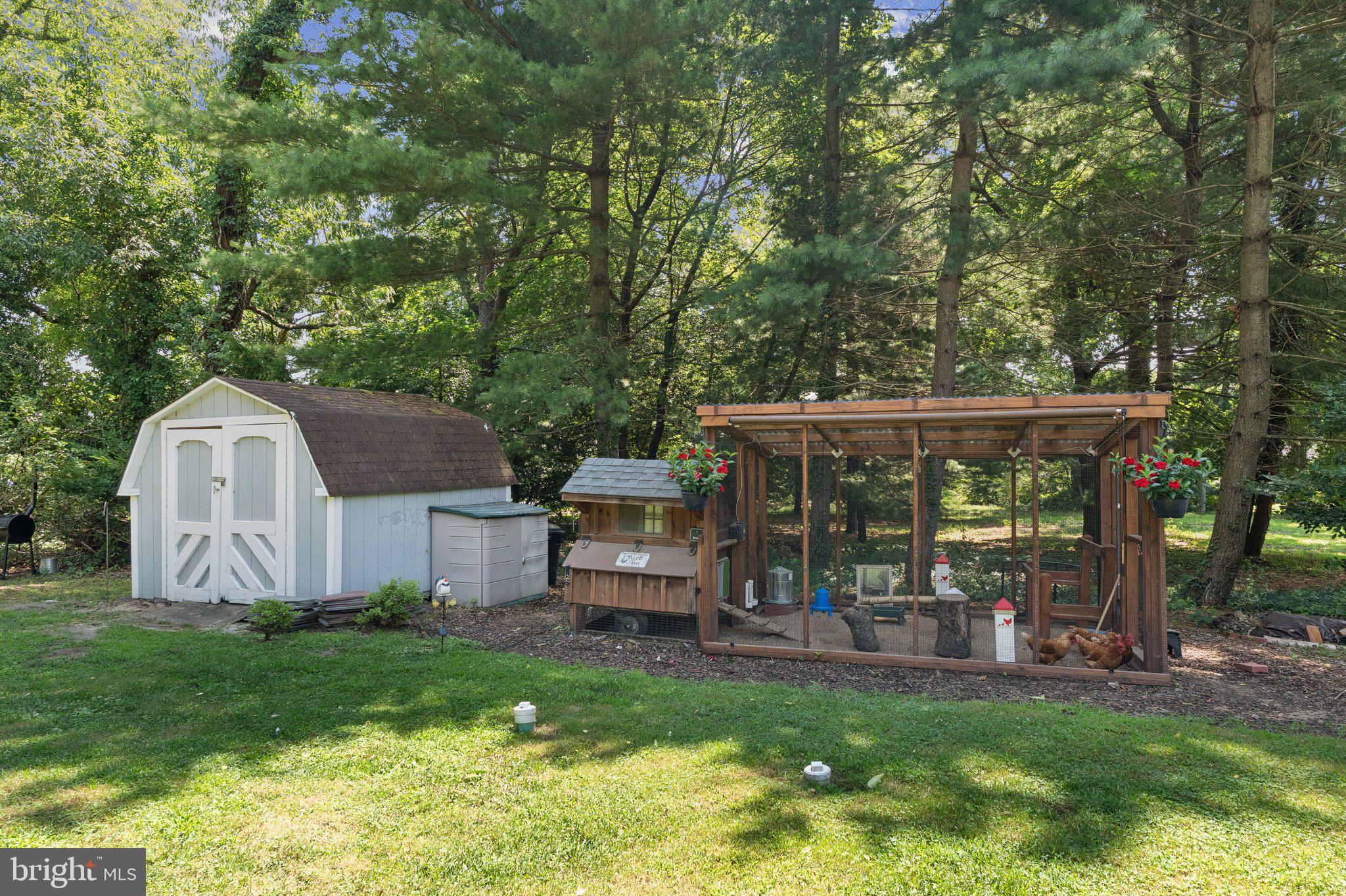 346 Edgewater Road Pasadena, MD 21122 - Photo 48 of 75 a view of a house with backyard and porch