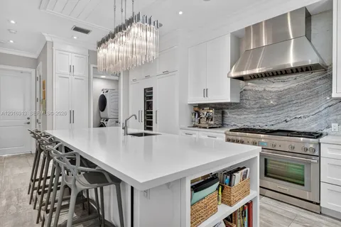 $3,620,000 | 442 Amalfi Avenue, Coral Gables, FL 33146