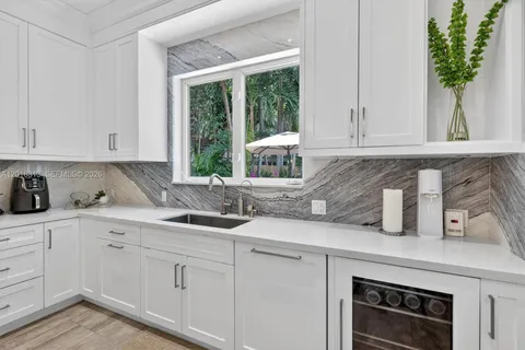 $3,620,000 | 442 Amalfi Avenue, Coral Gables, FL 33146