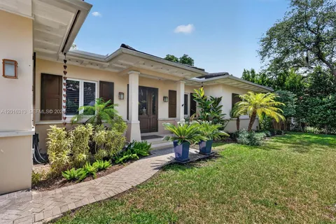 $3,620,000 | 442 Amalfi Avenue, Coral Gables, FL 33146