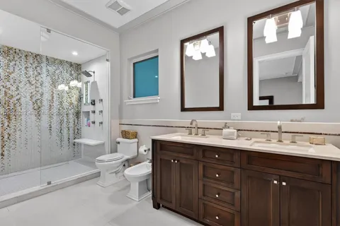 $3,620,000 | 442 Amalfi Avenue, Coral Gables, FL 33146