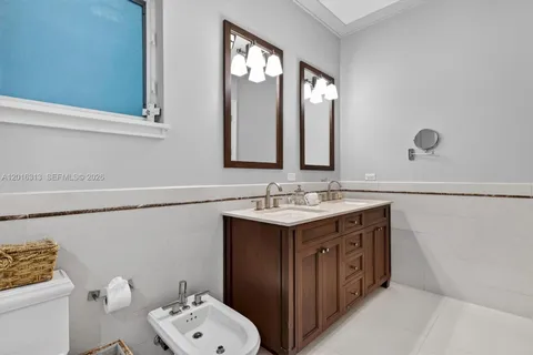 $3,620,000 | 442 Amalfi Avenue, Coral Gables, FL 33146