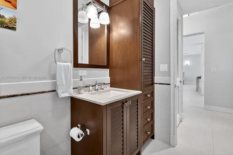 $3,620,000 | 442 Amalfi Avenue, Coral Gables, FL 33146