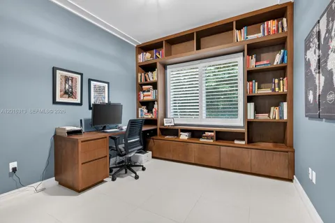 $3,620,000 | 442 Amalfi Avenue, Coral Gables, FL 33146