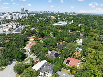 $3,620,000 | 442 Amalfi Avenue, Coral Gables, FL 33146