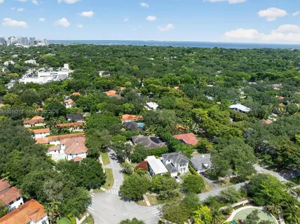 $3,620,000 | 442 Amalfi Avenue, Coral Gables, FL 33146