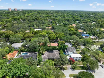 $3,620,000 | 442 Amalfi Avenue, Coral Gables, FL 33146
