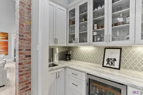 $569,900 | 4025 Perkins Lane, Baton Rouge, LA 70808