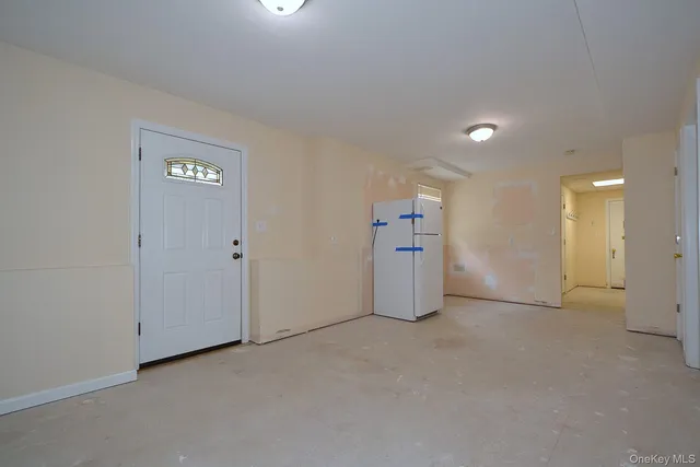 $685,000 | 30 Apex Drive, Coram, NY 11727