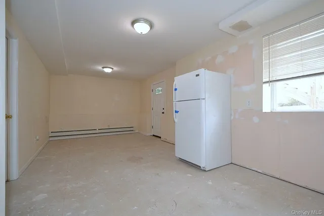 $685,000 | 30 Apex Drive, Coram, NY 11727