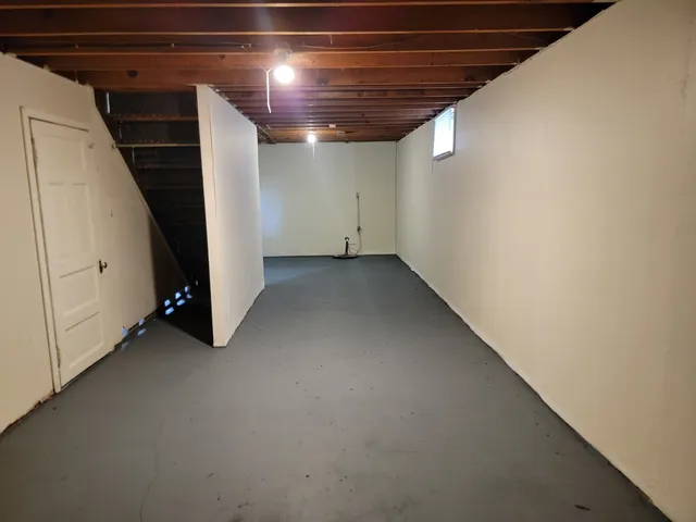 $115,000 | 1606 Indiana Street, Bloomington, IL 61701