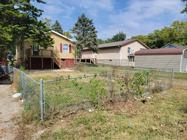 $115,000 | 1606 Indiana Street, Bloomington, IL 61701