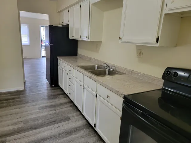 $115,000 | 1606 Indiana Street, Bloomington, IL 61701